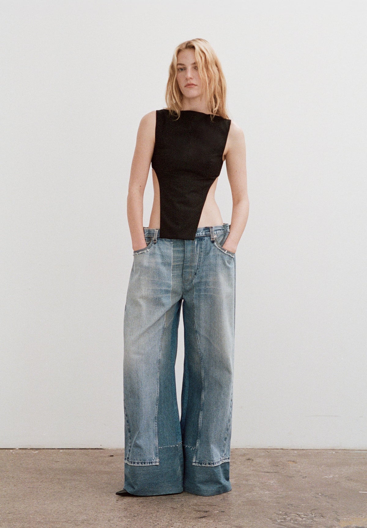 Vant Tailored Cut-Out Top
